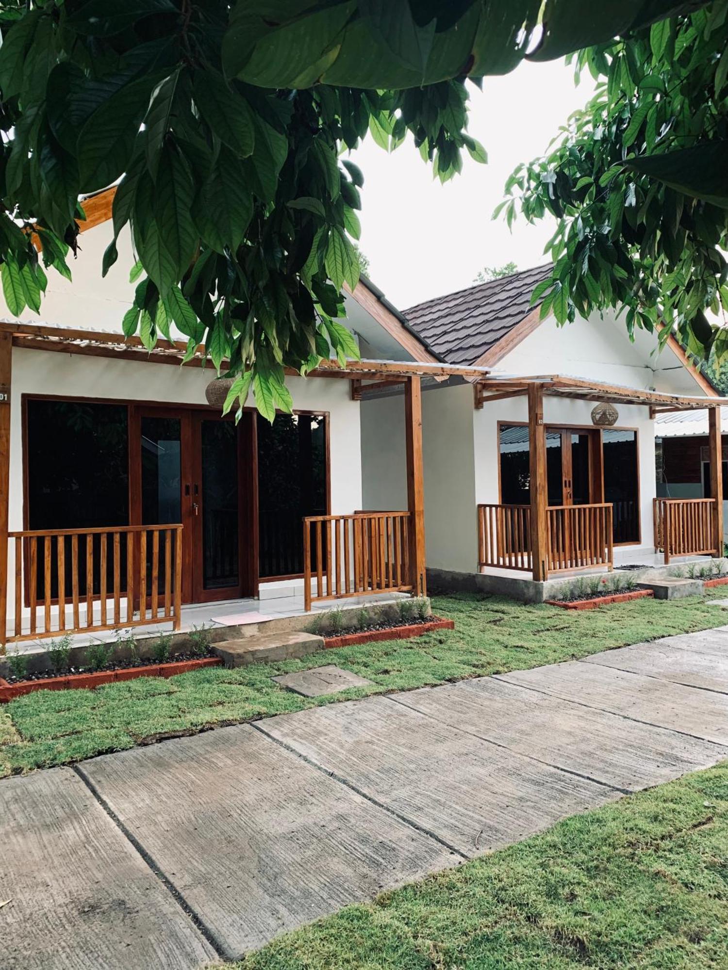 Anjani Larva Cottage - Homestay And Eatery Senaru Exterior photo