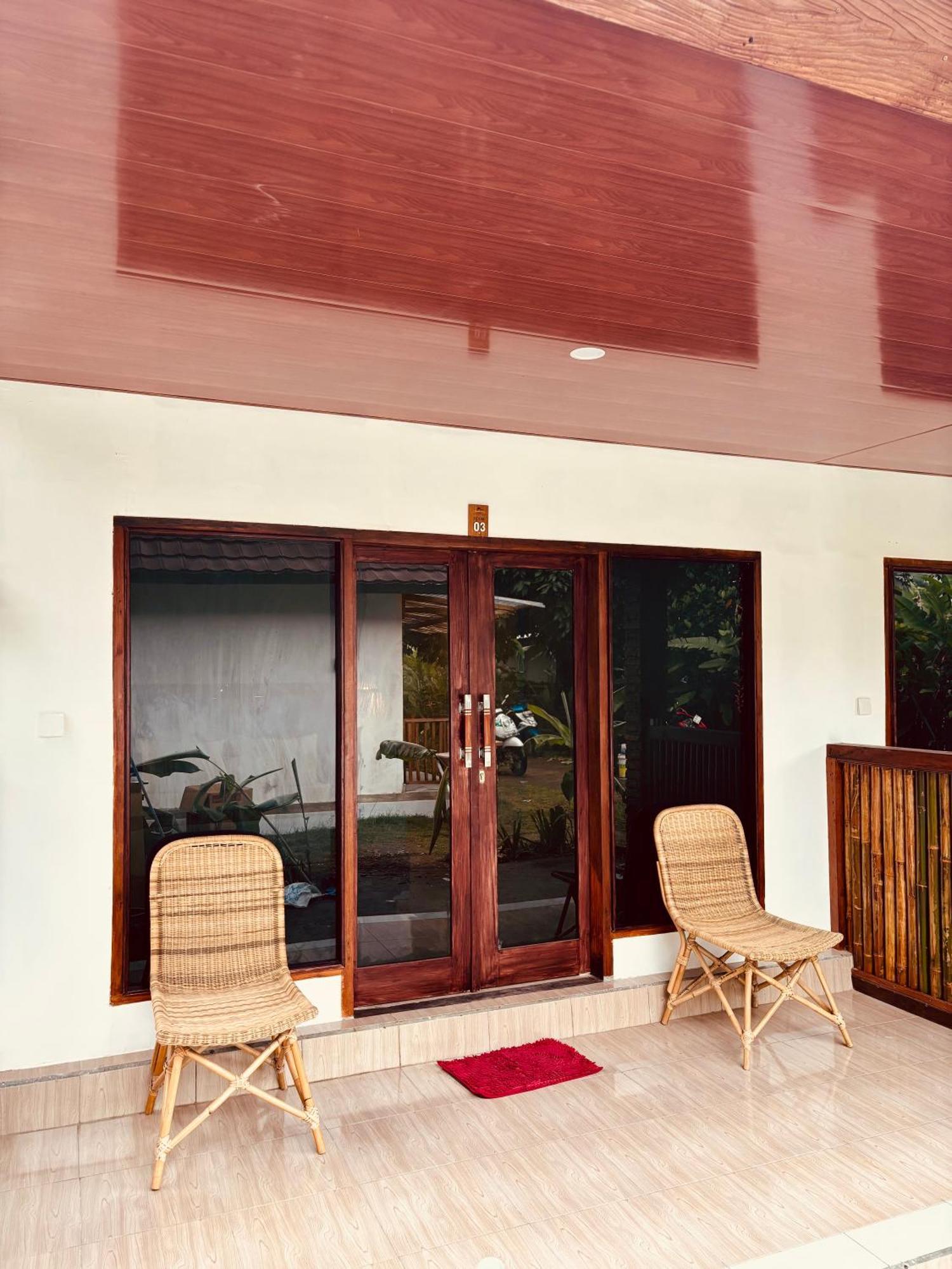 Anjani Larva Cottage - Homestay And Eatery Senaru Exterior photo