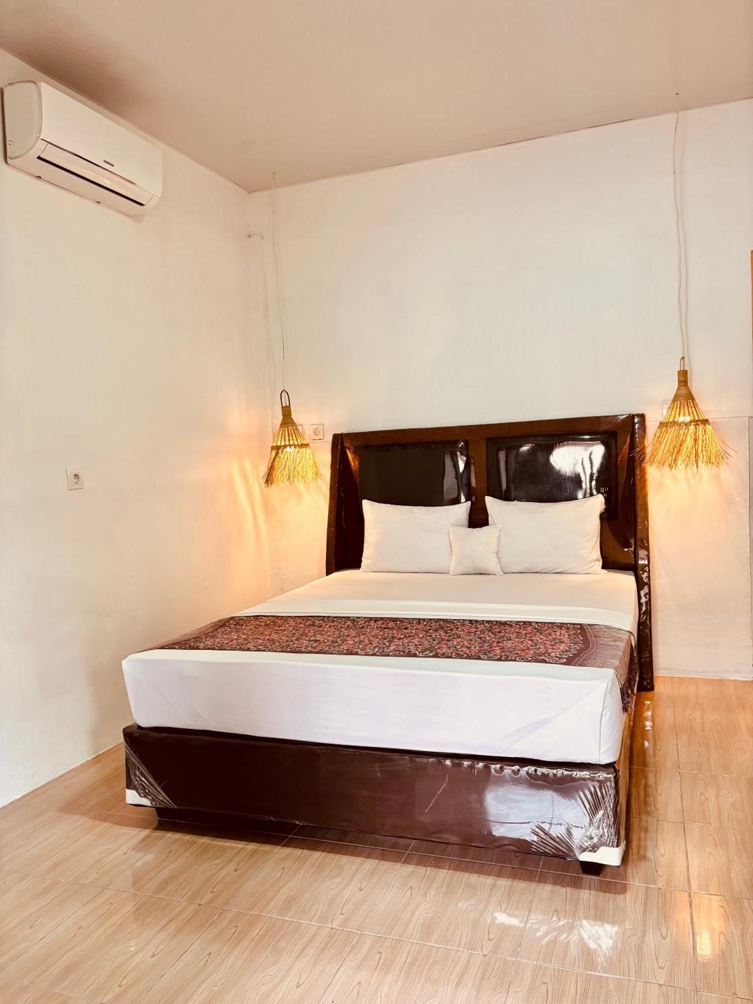 Anjani Larva Cottage - Homestay And Eatery Senaru Exterior photo